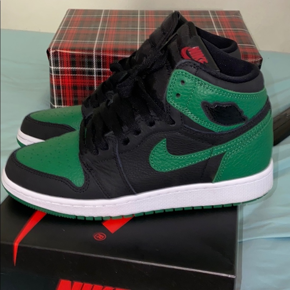 Pine Green 1s
